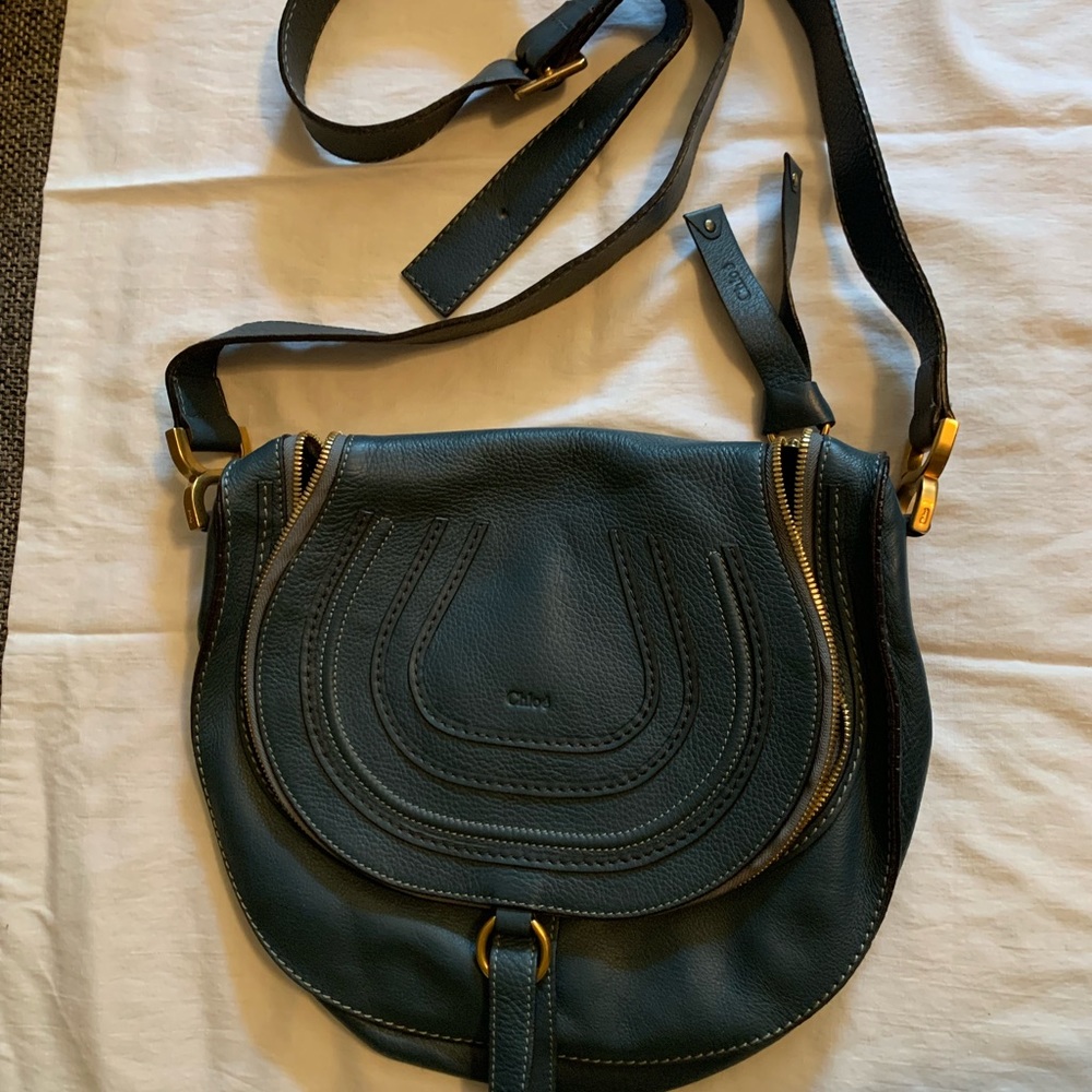 Beautiful Chloe cross body saddle bag. Guaranteed 100% authentic!